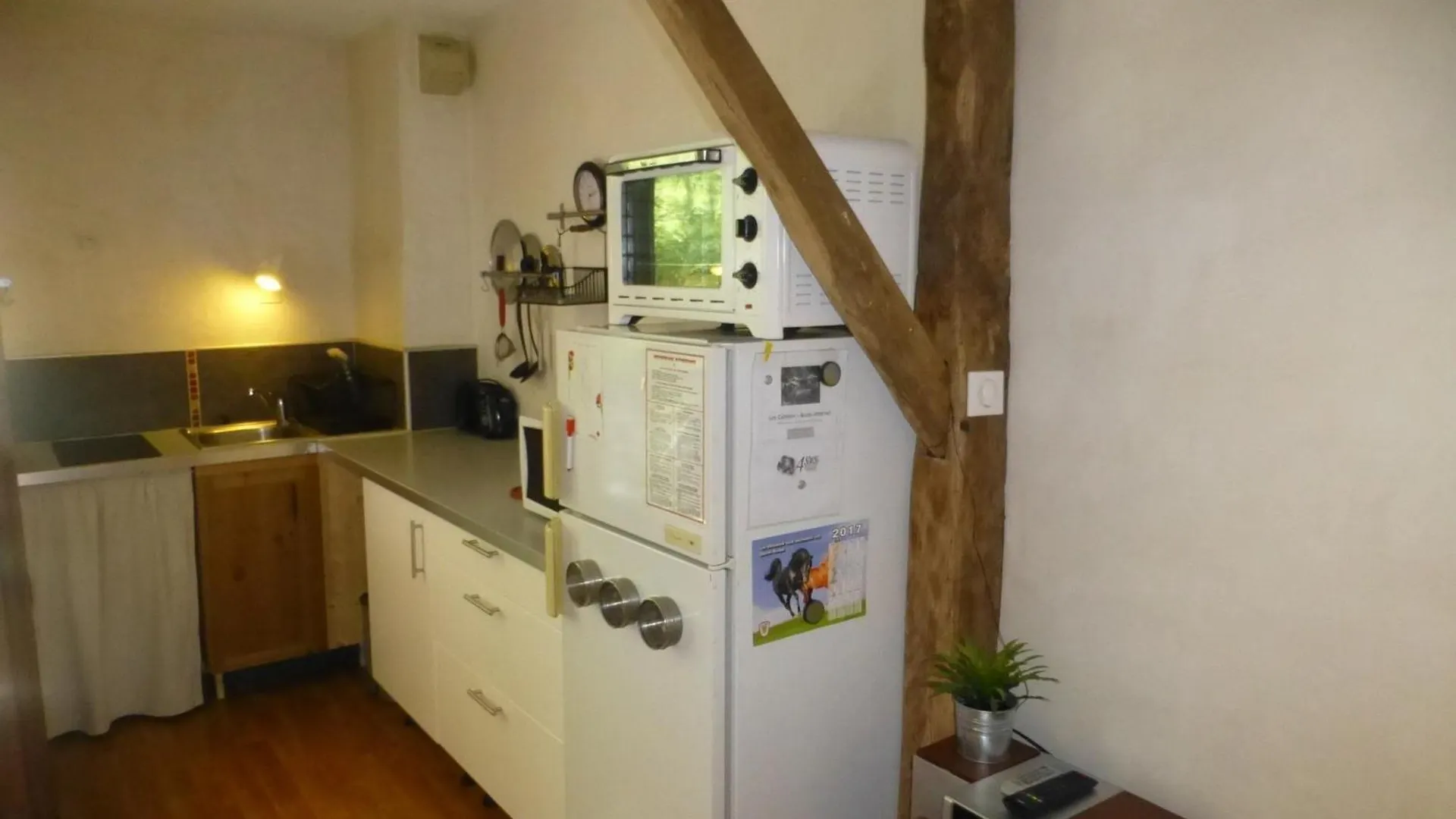 Apartment Studio Lumineux 2* Avec Balcon, Parking Et Wifi - 4 Pers, Proche Thermes, Calme Assure - Fr-1-512-223 Brides-les-Bains